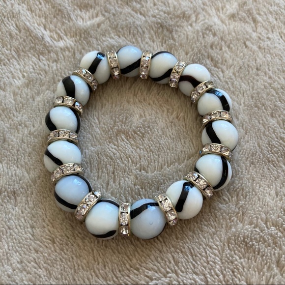 Beaded bracelet - Picture 3 of 4